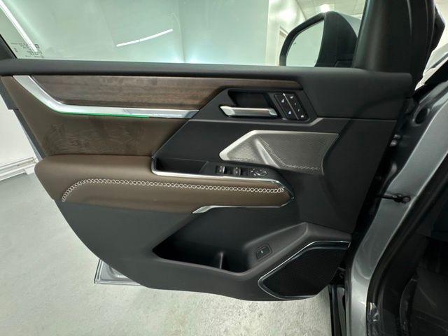 2026 GMC Acadia Denali Ultimate FWD