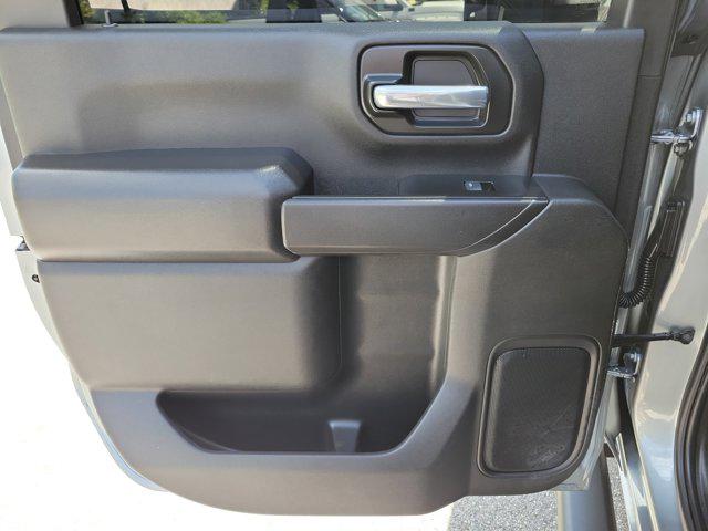 2025 Chevrolet Silverado 2500HD 4WD Crew Cab Standard Bed Custom