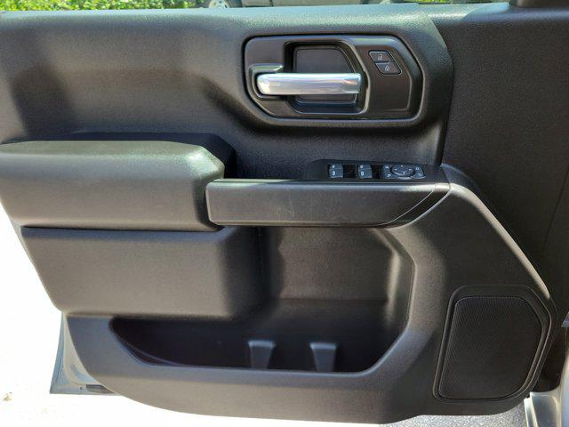 2025 Chevrolet Silverado 2500HD 4WD Crew Cab Standard Bed Custom