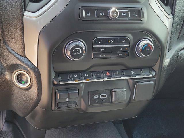 2025 Chevrolet Silverado 2500HD 4WD Crew Cab Standard Bed Custom