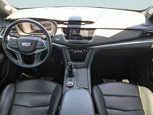 2022 Cadillac XT5 FWD Premium Luxury