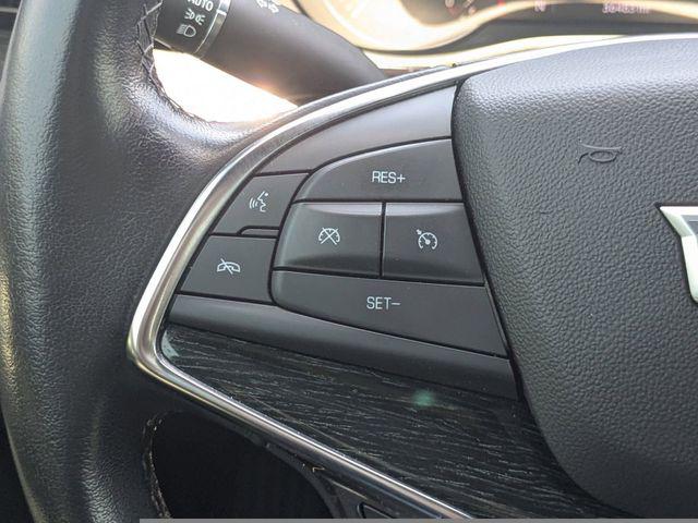 2022 Cadillac XT5 FWD Premium Luxury