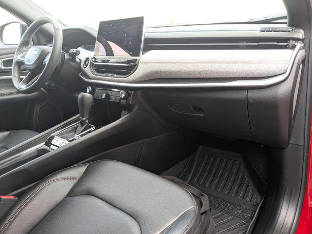 2024 Jeep Compass Latitude Lux FWD