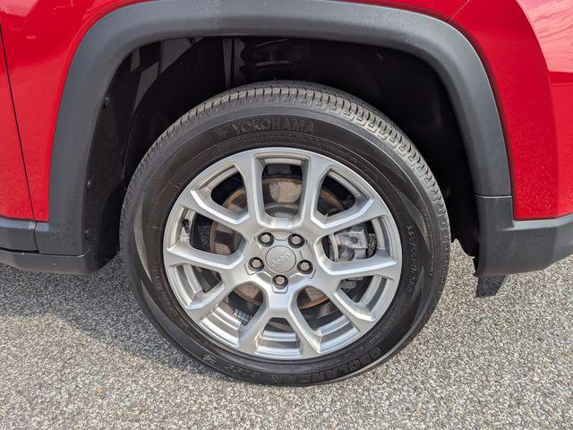 2024 Jeep Compass Latitude Lux FWD