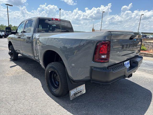 2026 Ram 3500 Tradesman Crew Cab 4x4 8' Box