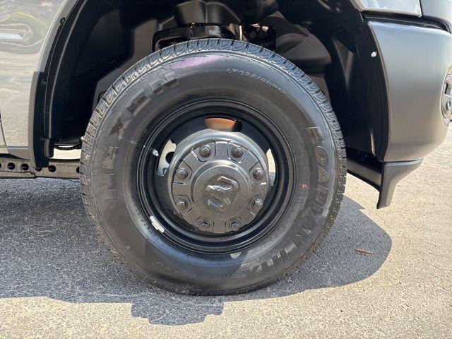 2026 Ram 3500 Tradesman Crew Cab 4x4 8' Box