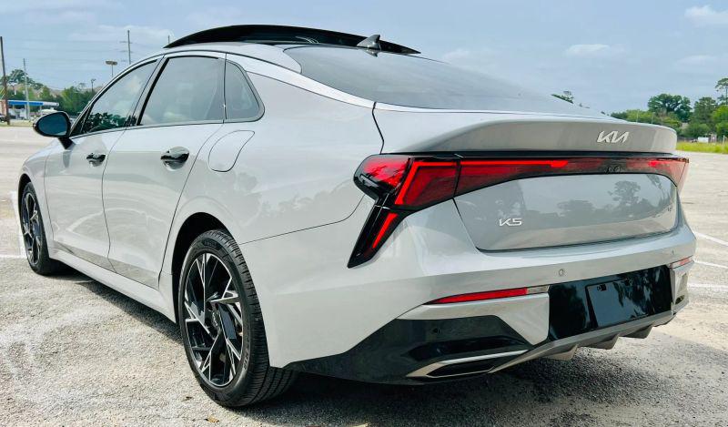 2025 Kia K5 GT-Line