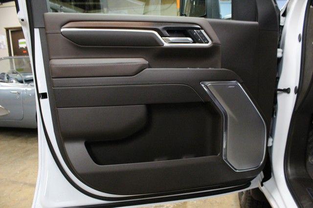 2026 GMC Sierra 3500HD Crew Cab, Long Bed, Denali Dual Rear Wheel, 4WD