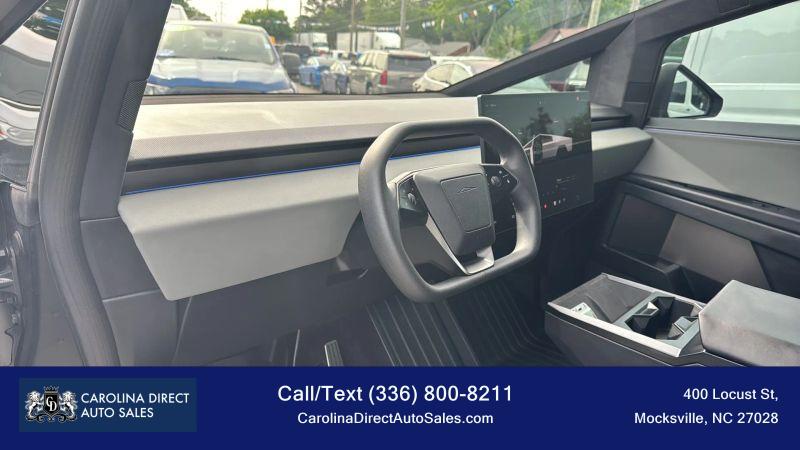 2025 Tesla Cybertruck All-Wheel Drive