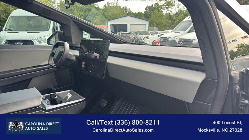 2025 Tesla Cybertruck All-Wheel Drive