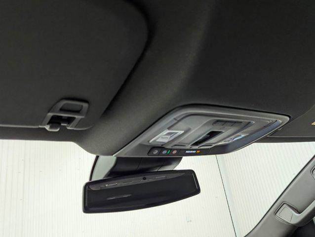 2025 GMC Sierra 1500 4WD Crew Cab Short Box SLT