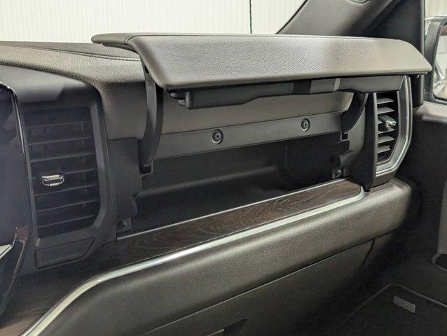 2025 GMC Sierra 1500 4WD Crew Cab Short Box SLT