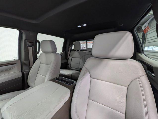 2025 GMC Sierra 1500 4WD Crew Cab Short Box SLT