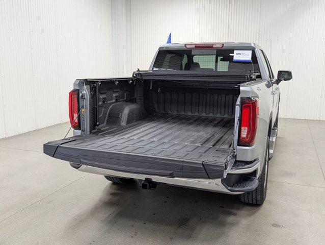 2025 GMC Sierra 1500 4WD Crew Cab Short Box SLT