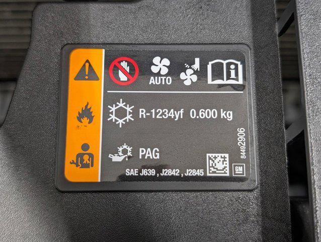 2025 GMC Sierra 1500 4WD Crew Cab Short Box SLT