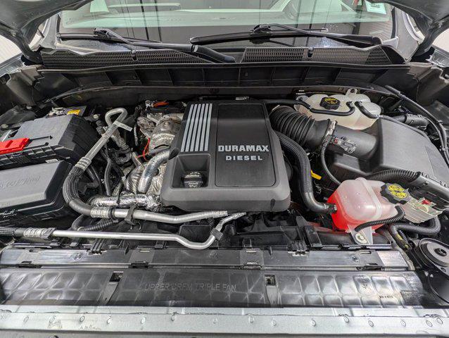2025 GMC Sierra 1500 4WD Crew Cab Short Box SLT