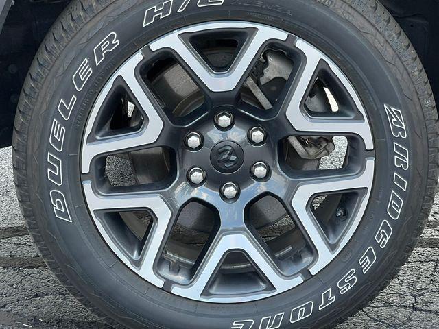 2025 Ram 1500 Laramie Crew Cab 4x4 57 Box