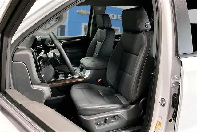 2026 Chevrolet Silverado 1500 4WD Crew Cab Short Bed RST
