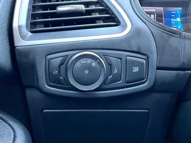 2023 Ford Edge SE