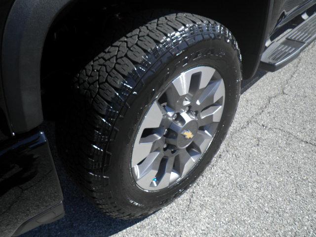 2024 Chevrolet Silverado 2500HD 4WD Crew Cab Standard Bed Custom