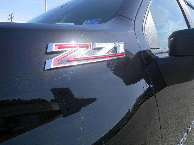 2024 Chevrolet Silverado 2500HD 4WD Crew Cab Standard Bed Custom
