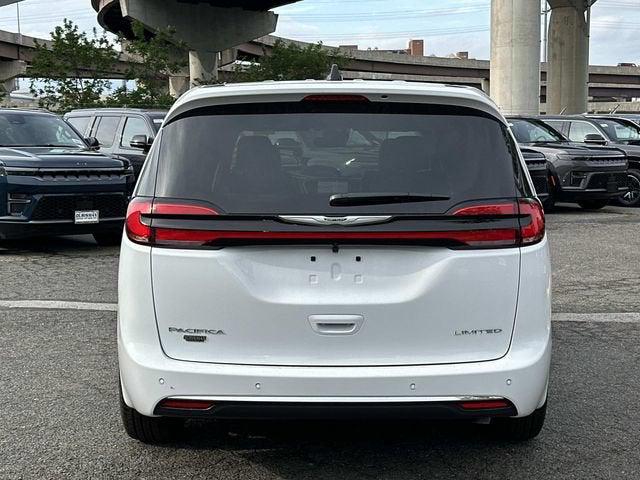 2026 Chrysler Pacifica PACIFICA LIMITED