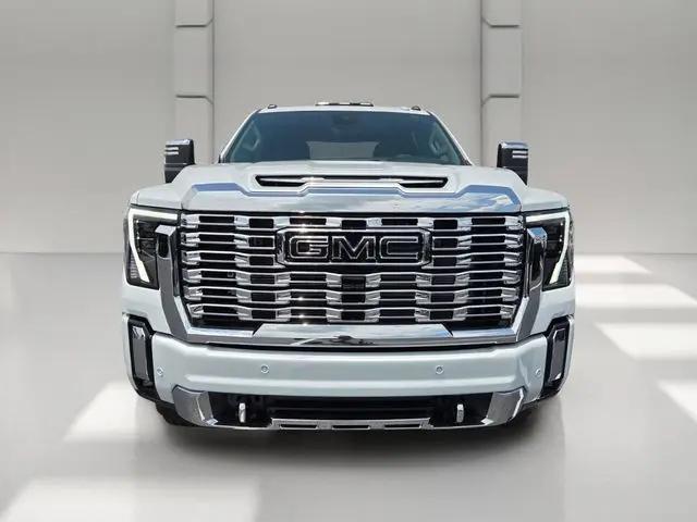 2026 GMC Sierra 3500HD Crew Cab, Long Bed, Denali Dual Rear Wheel, 4WD
