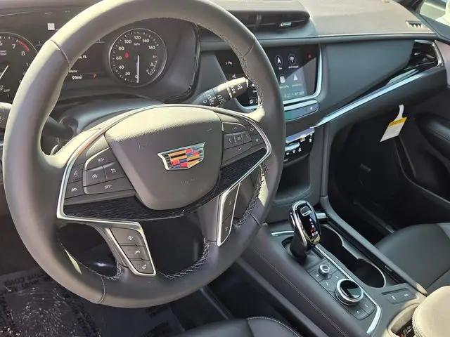 2026 Cadillac XT5 Premium Luxury FWD