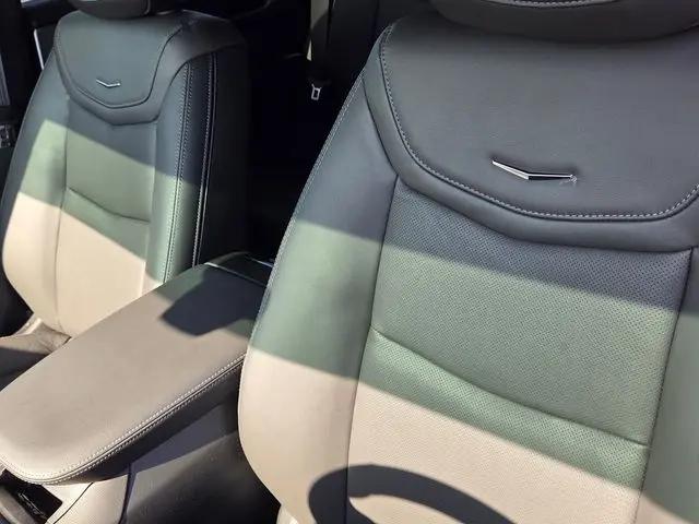 2026 Cadillac XT5 Premium Luxury FWD
