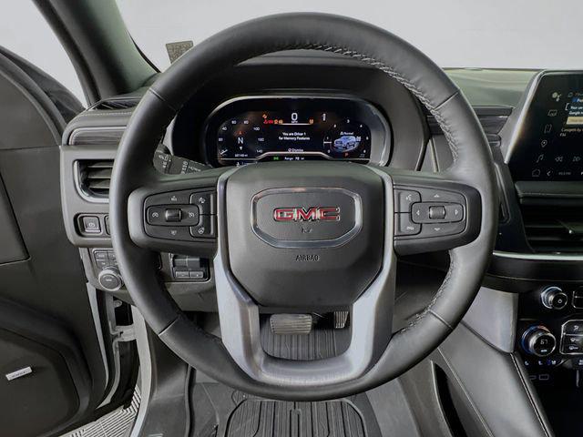 2024 GMC Yukon XL 4WD SLT