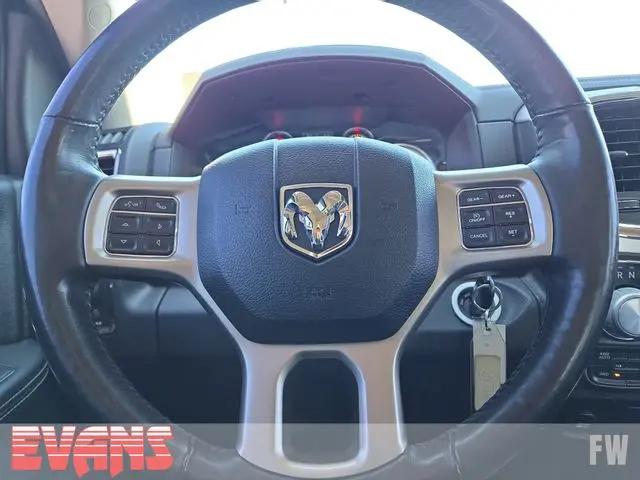 2017 Ram 1500 Laramie Crew Cab 4x4 5'7" Box