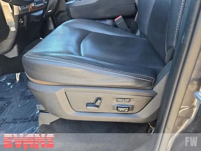 2017 Ram 1500 Laramie Crew Cab 4x4 5'7" Box