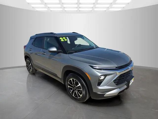 2025 Chevrolet TrailBlazer AWD LT