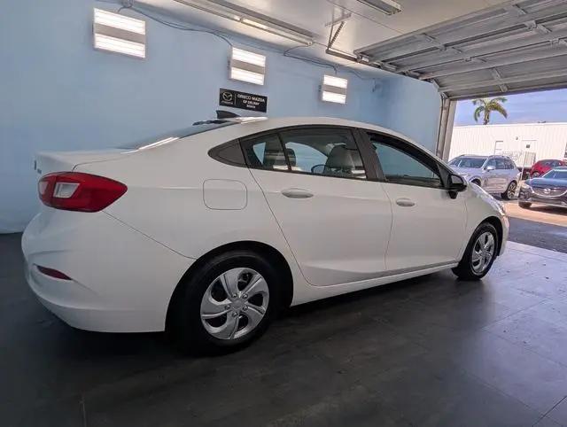 2017 Chevrolet Cruze LS Auto