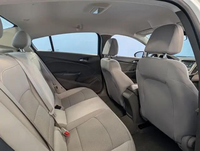 2017 Chevrolet Cruze LS Auto