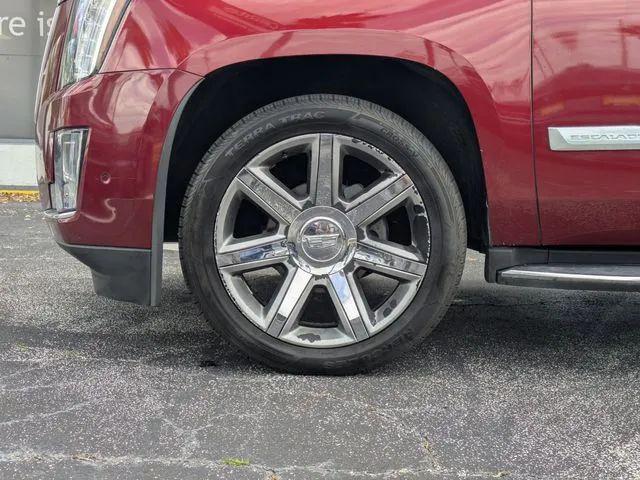2018 Cadillac Escalade Luxury
