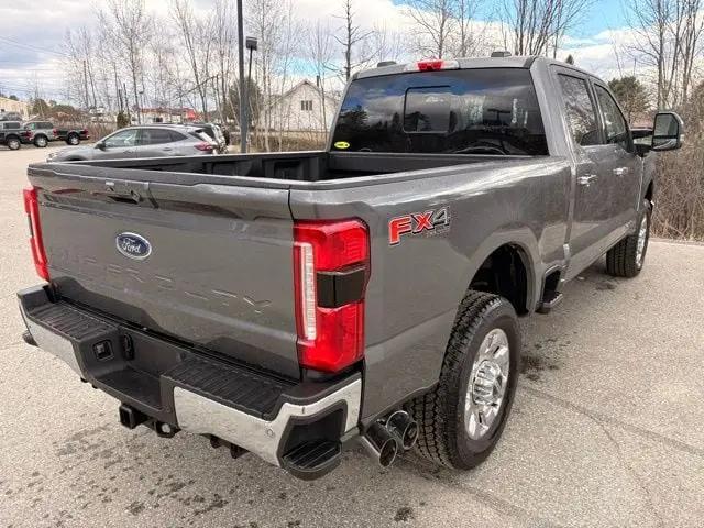 2025 Ford F-350 LARIAT