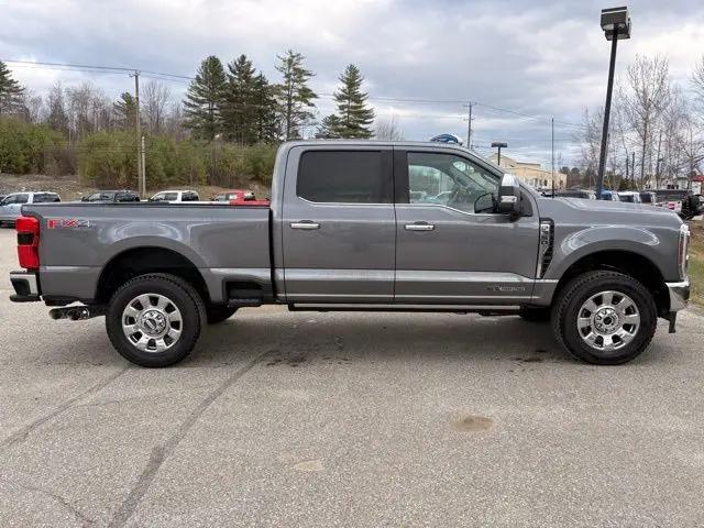 2025 Ford F-350 LARIAT