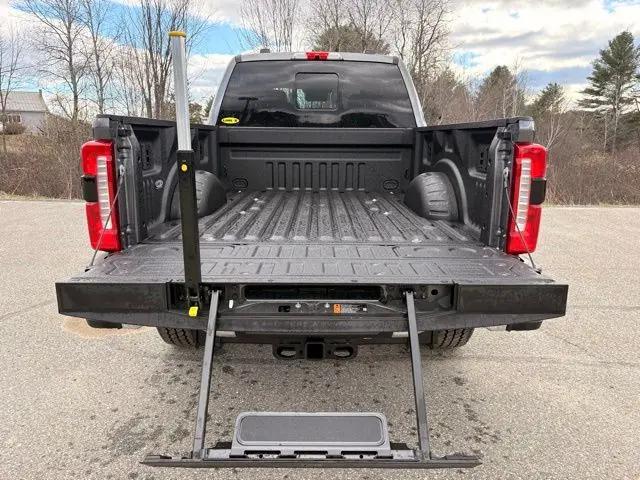 2025 Ford F-350 LARIAT