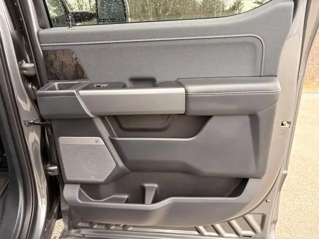 2025 Ford F-350 LARIAT