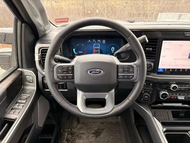 2025 Ford F-350 LARIAT
