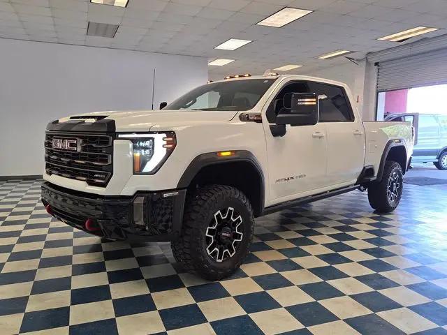 2024 GMC Sierra 2500HD 4WD Crew Cab Standard Bed AT4X