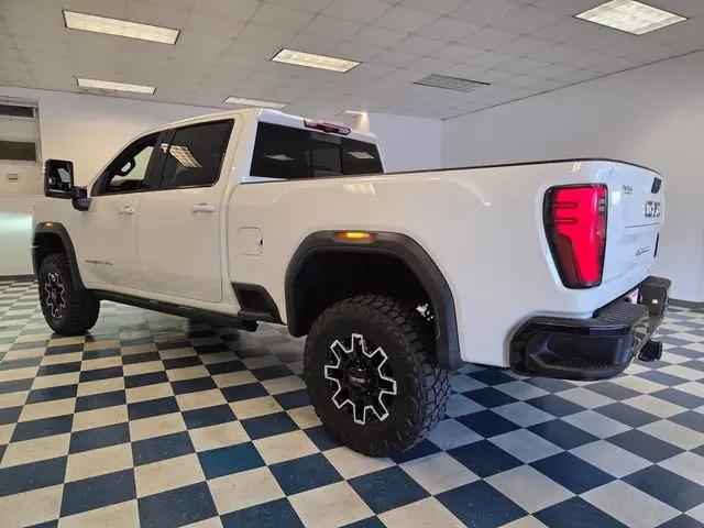2024 GMC Sierra 2500HD 4WD Crew Cab Standard Bed AT4X