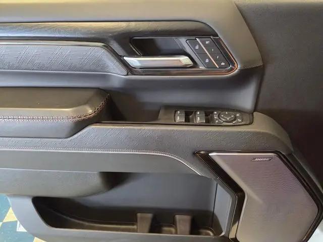 2024 GMC Sierra 2500HD 4WD Crew Cab Standard Bed AT4X