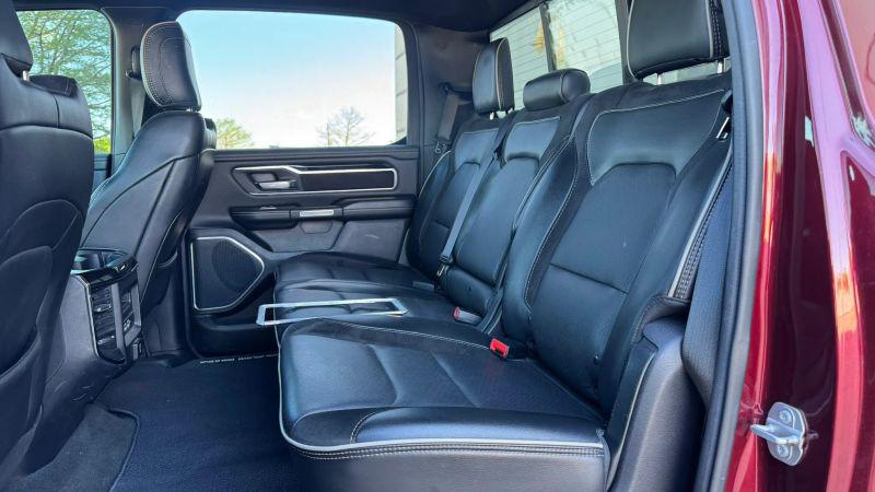 2019 Ram 1500 Laramie Crew Cab 4x2 5'7" Box