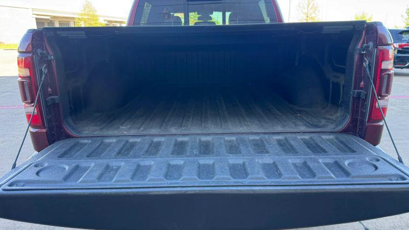 2019 Ram 1500 Laramie Crew Cab 4x2 5'7" Box