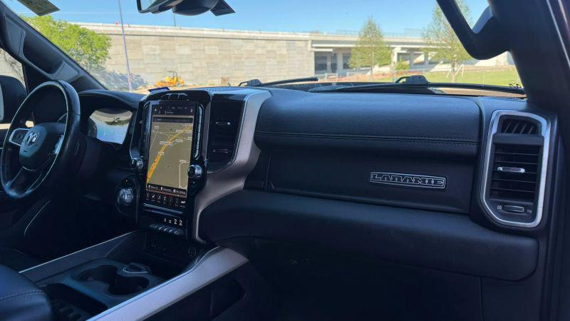 2019 Ram 1500 Laramie Crew Cab 4x2 5'7" Box