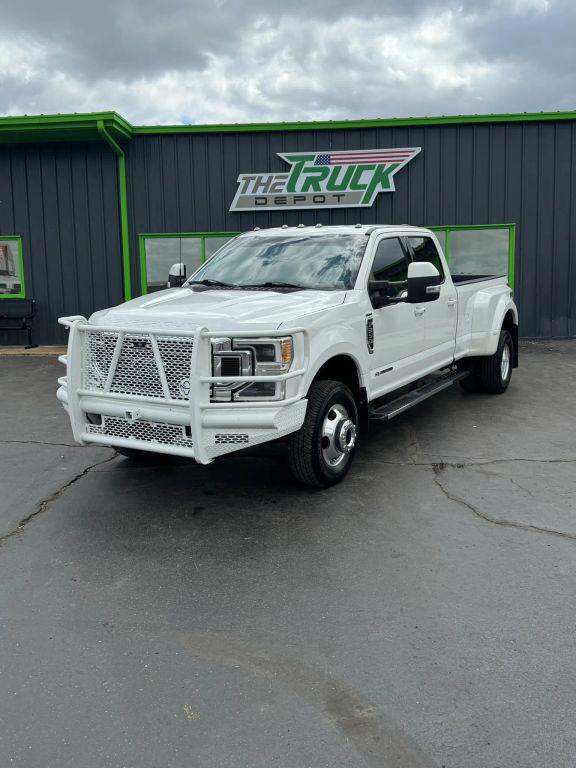 2022 Ford F-350 LARIAT