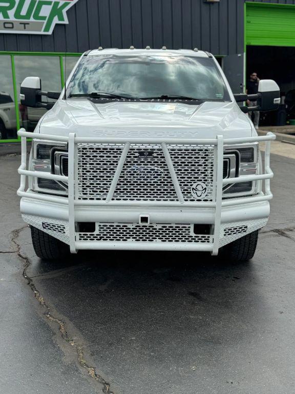 2022 Ford F-350 LARIAT