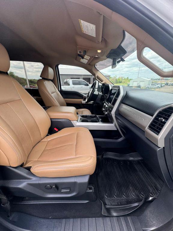 2022 Ford F-350 LARIAT